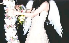 男女做爰裸体猛烈吃奶摸视频